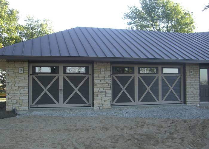 Eastman E-21, 10' x 7', 14' x 7', Carriage House SP, Claystone, Orion 4 vertical lites