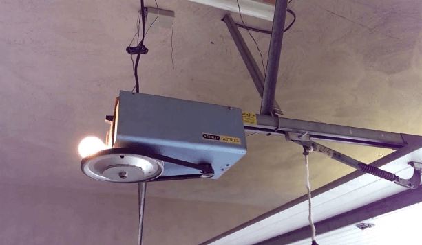 Garage Doors 5 Good Reasons For Changing Your Door Opener